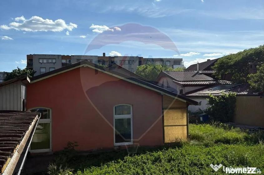 Spațiu comercial, de 75 mp, în Central