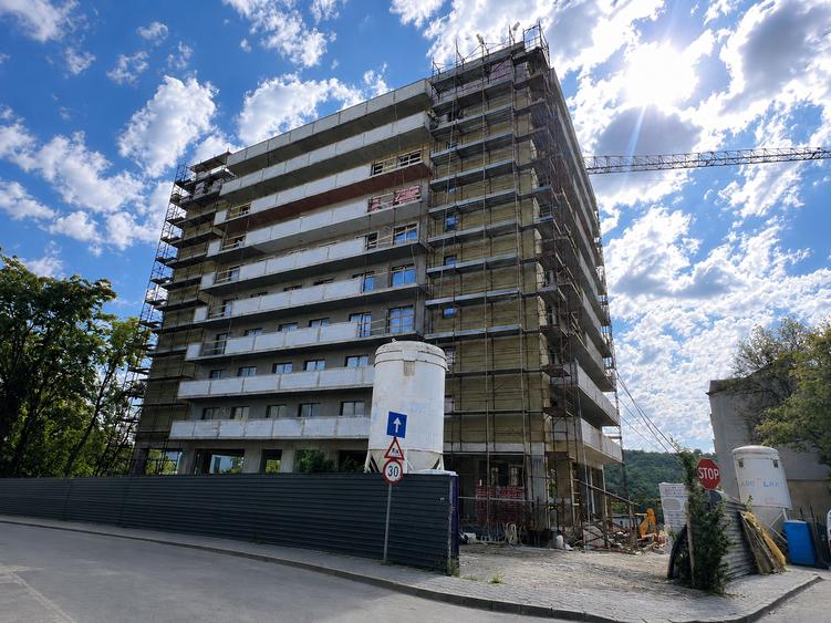 Garsonieră decomandată în Nicolina