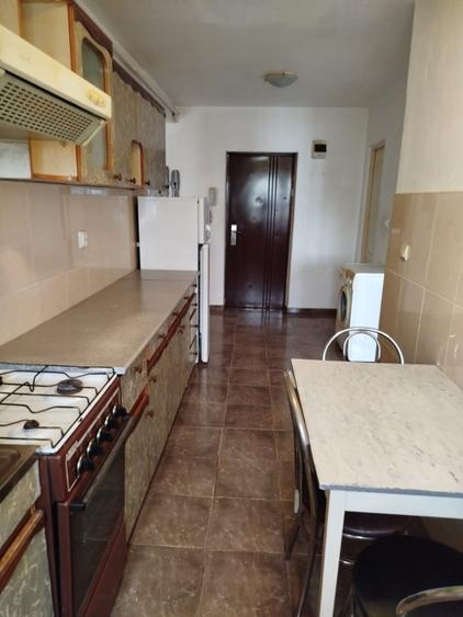 Apartament cu 2 camere decomandat, mobilat în Independenței