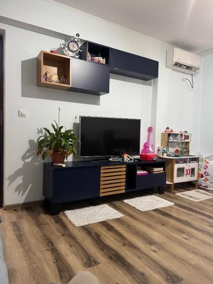 Apartament cu 3 camere decomandat, mobilat în Iosia