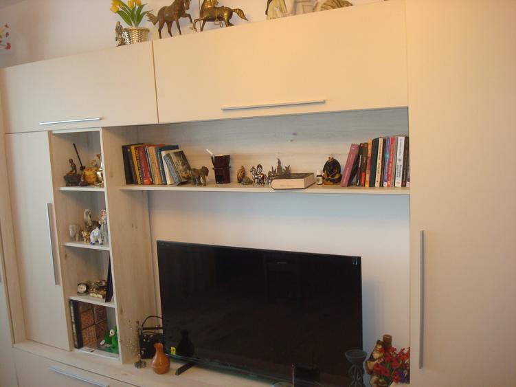 Apartament cu 2 camere decomandat în Moșilor