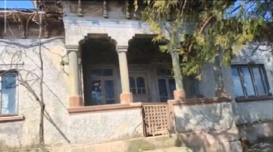 Casă cu Teren 1200 Mp în Vieru