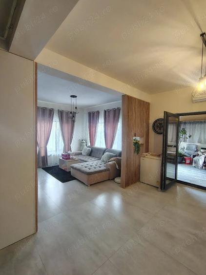 Casă cu Teren 407 Mp în Pielești