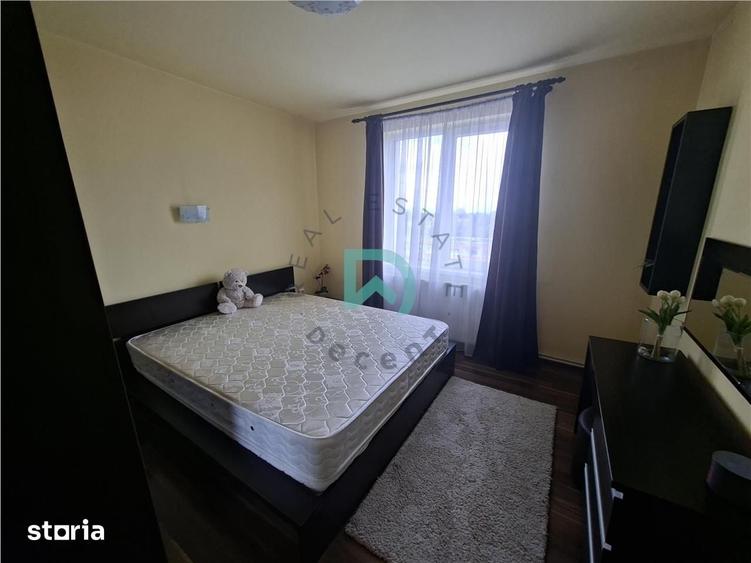 Apartament cu 3 camere decomandat în Astra