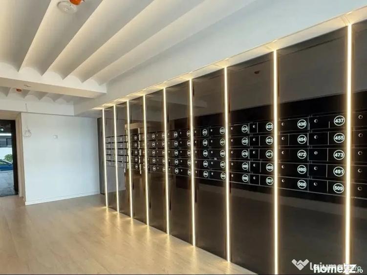 Apartament cu 3 camere semidecomandat în Herăstrău