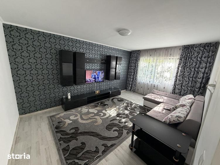 Apartament cu 2 camere decomandat în Rogerius