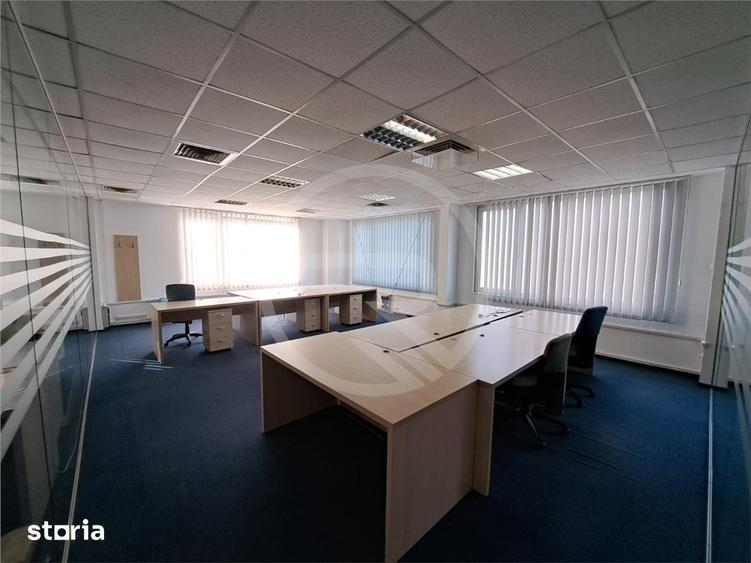 Spațiu comercial, de 200 mp, în Gruia