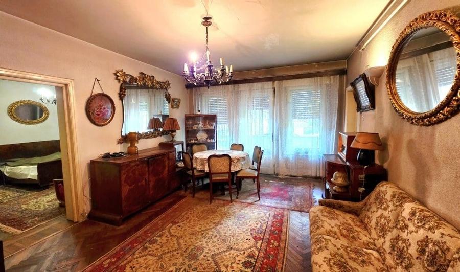 Apartament cu 4 camere în Aviatorilor