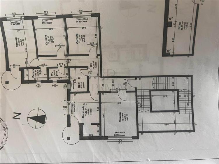 Apartament cu 4 camere decomandat în Central