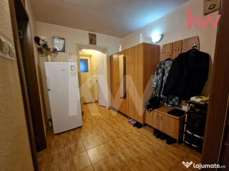Apartament cu 2 camere decomandat, mobilat în Central