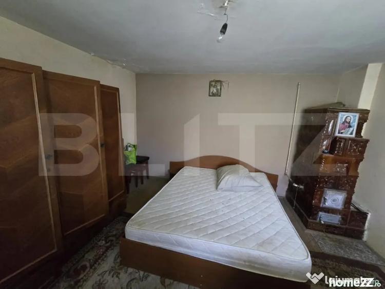 Casă cu 3 camere cu Teren 1500 Mp în Central