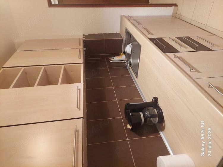 Apartament cu 2 camere semidecomandat în City Park Mall