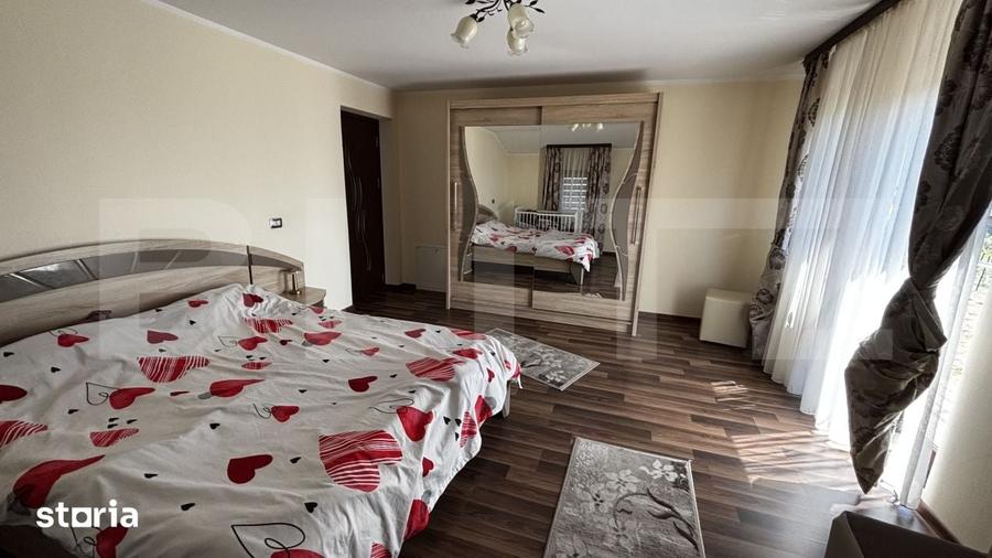 Casă cu 5 camere semidecomandat cu Teren 783 Mp în Cârcea
