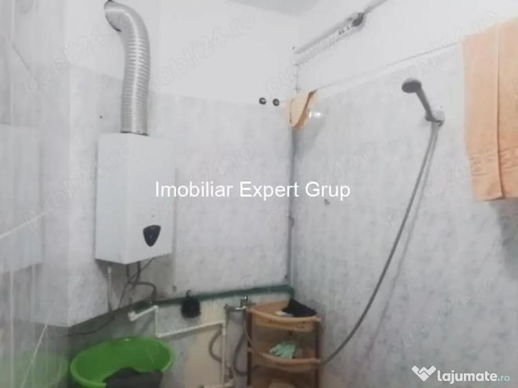 Apartament cu 3 camere decomandat în Calea Călărașilor