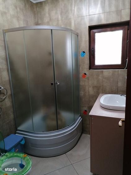 Casă cu 3 camere cu Teren 1197 Mp în Central