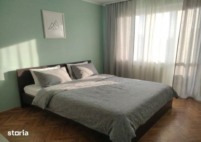 Apartament cu 3 camere decomandat în Săsar