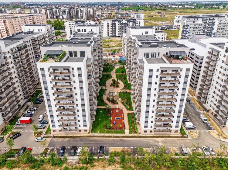 Apartament cu 2 camere semidecomandat în Exterior Vest