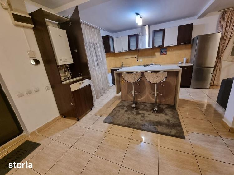 Casă cu 4 camere cu Teren 140 Mp în Central