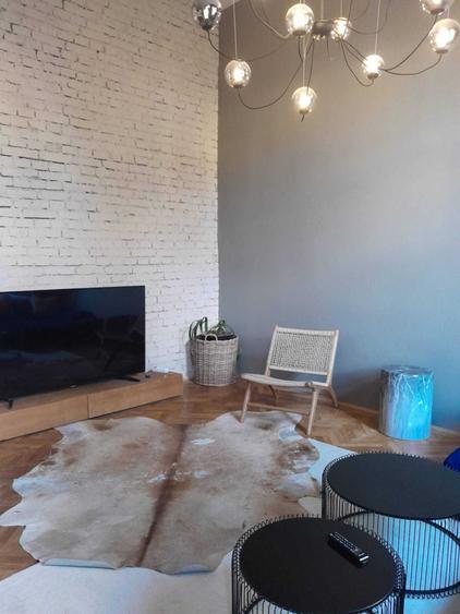 Apartament cu 2 camere decomandat în Ultracentral