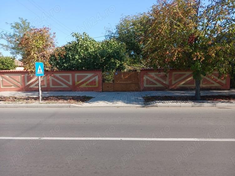 Casă cu 5 camere în Cuza Vodă