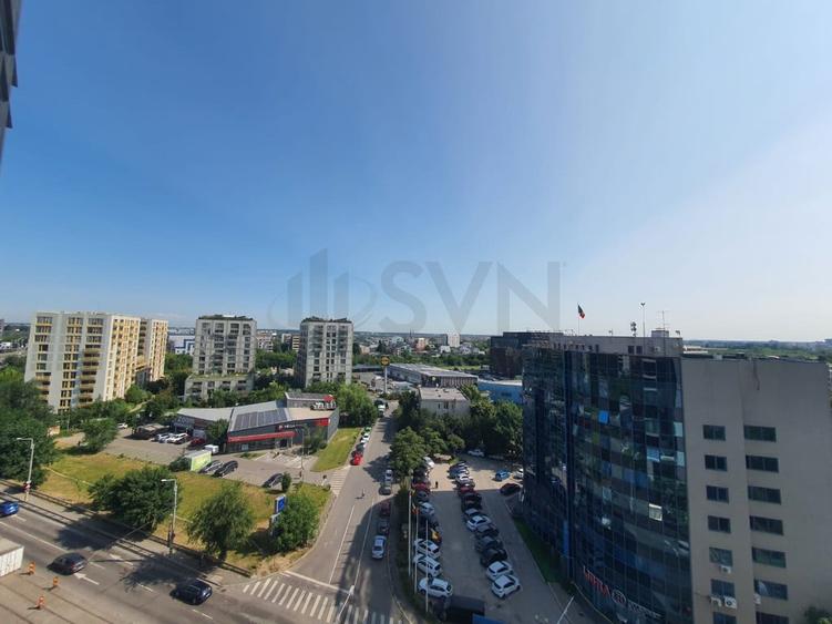 Apartament cu 3 camere semidecomandat în Herăstrău