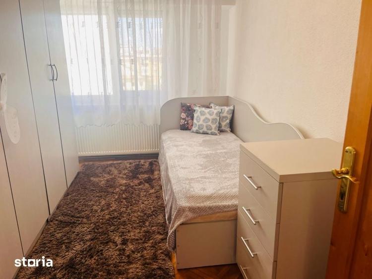 Apartament cu 3 camere decomandat, mobilat în Ultracentral
