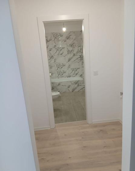 Apartament cu 3 camere în Sud
