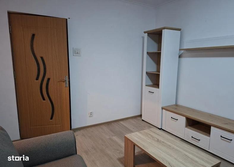 Apartament 2 cam Podu ros ( vizavi de liceul Racovita) - 4