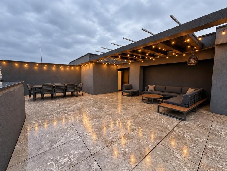 Apartament cu 4 camere decomandat în Berceni
