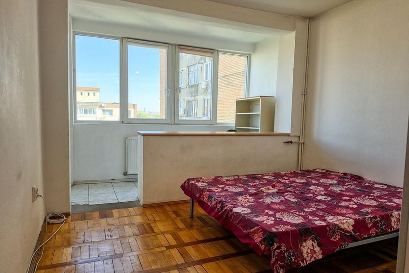 Apartament cu 2 camere decomandat în Spitalul Județean