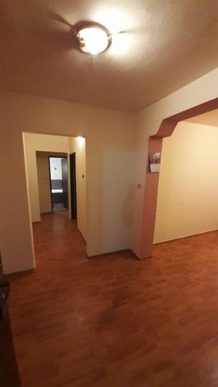 Apartament 3  camere  decomandat - 1