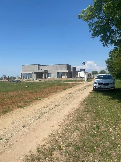 Spațiu comercial, în Coșoveni