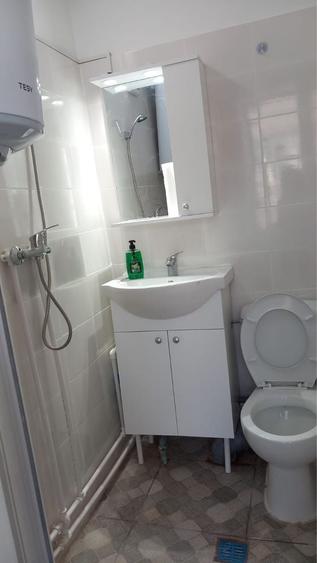 Apartament cu 2 camere semidecomandat în CET