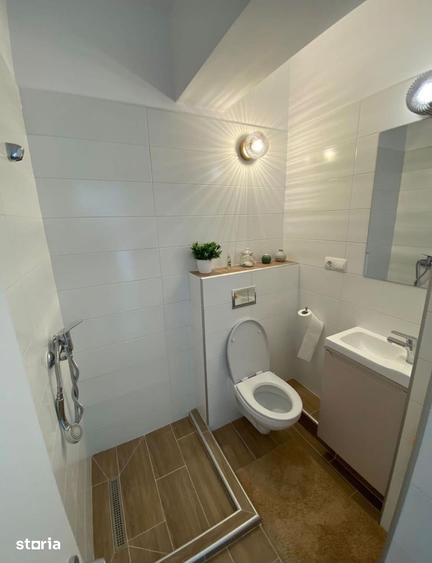 Apartament cu 3 camere în Tractorul