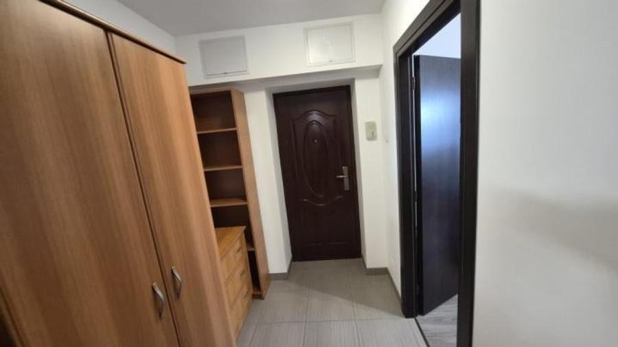 Garsonieră semidecomandată, mobilată în Titan