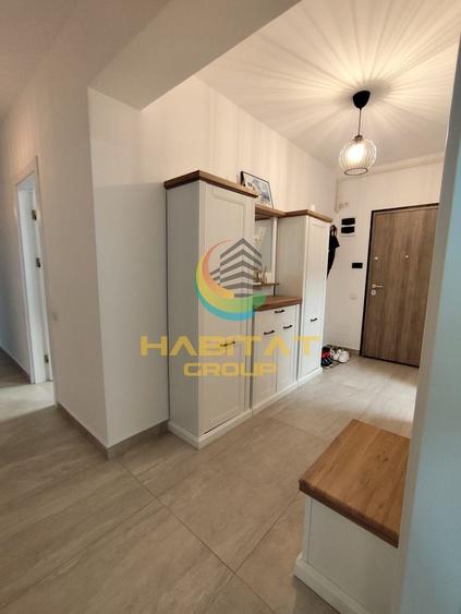 Apartament cu 4 camere decomandat, mobilat în Brâncoveanu