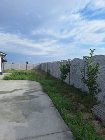 Casă cu 3 camere în Stâlpu