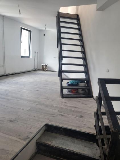 Casă individuală cu 3 camere cu Canalizare în Iancului