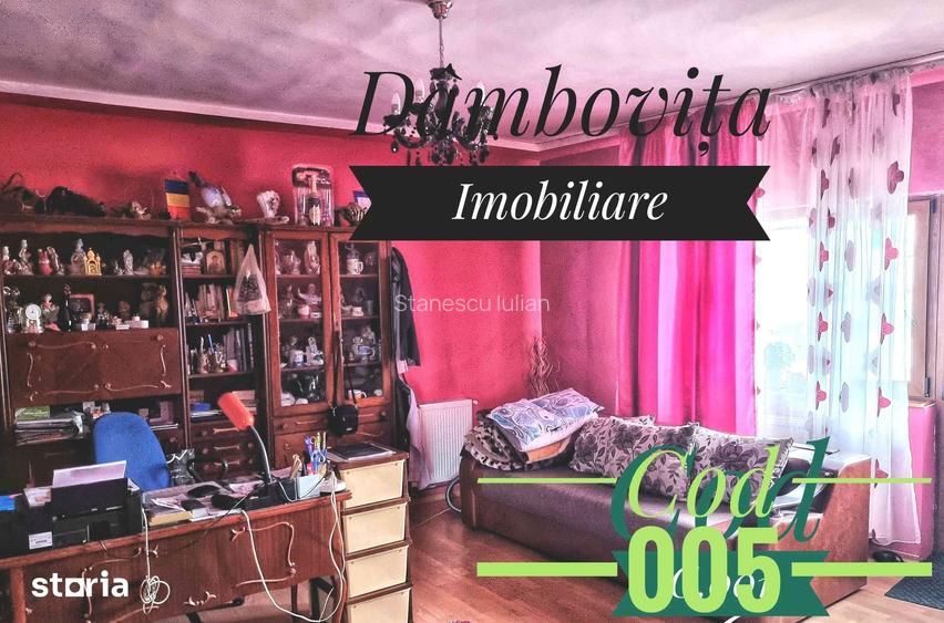 Vila de vanzare in Targovi?te