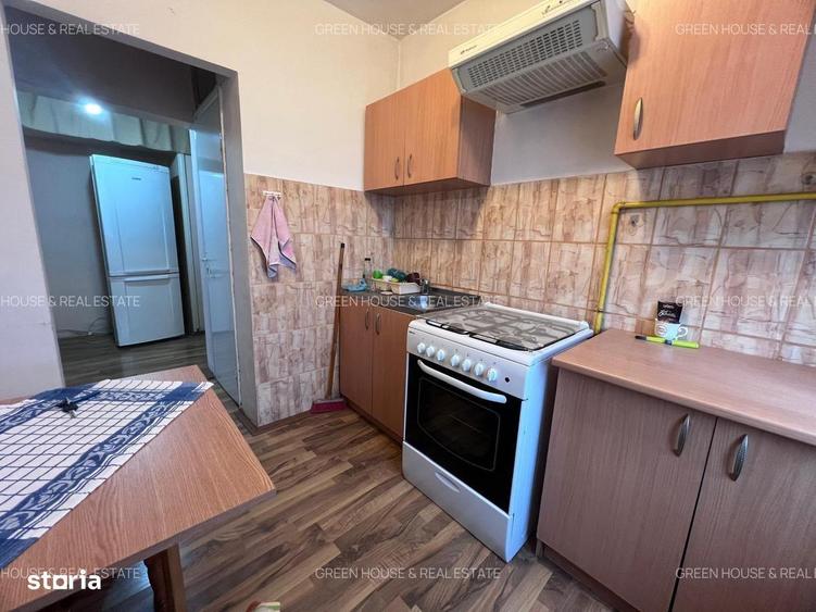 Apartament cu 2 camere decomandat în Gojdu