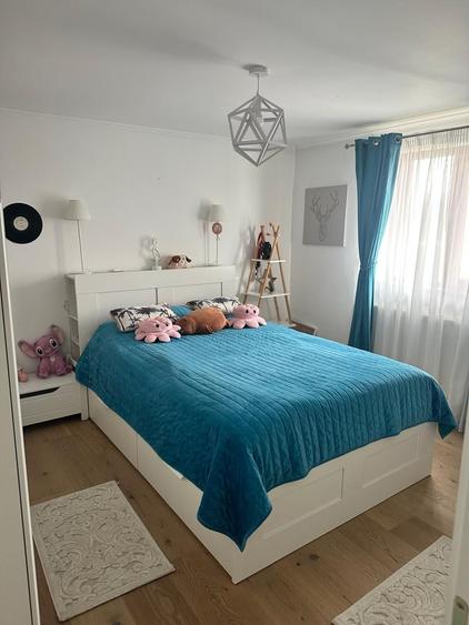 Casă cu 4 camere în Bariera Vâlcii