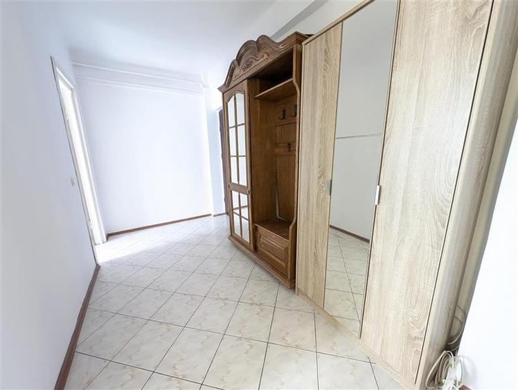 Apartament cu 2 camere nedecomandat în Ultracentral