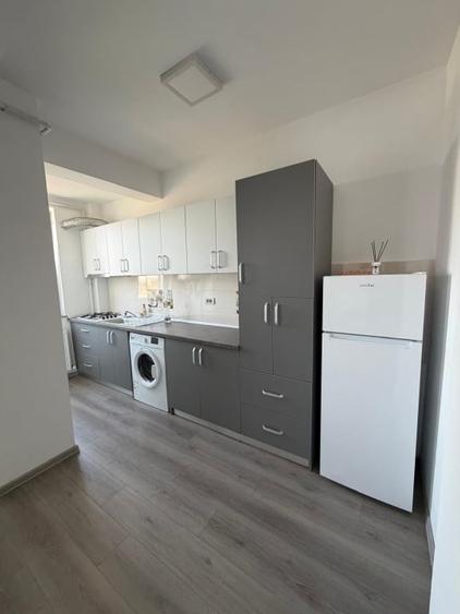 Apartament cu 2 camere decomandat, mobilat în Ultracentral