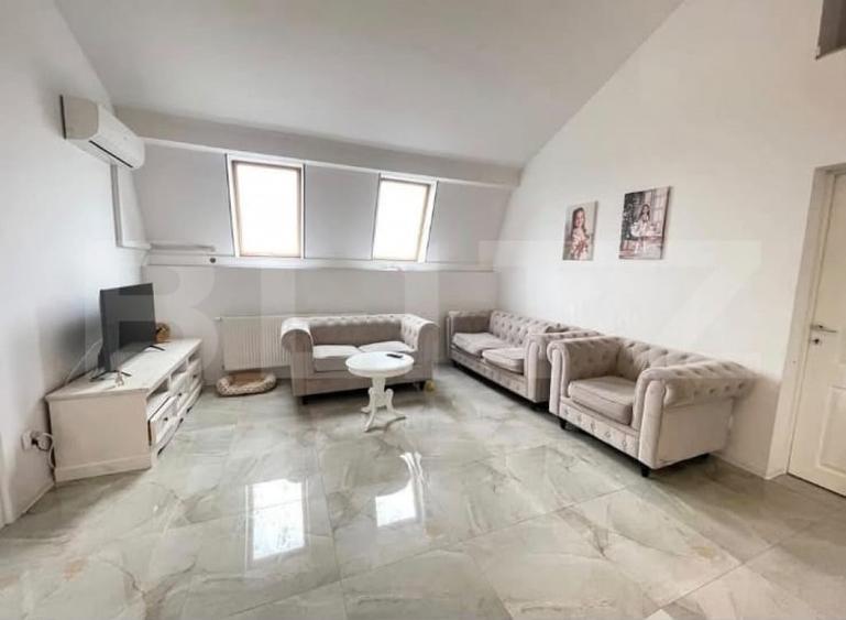 Apartament cu 3 camere decomandat în Rogerius