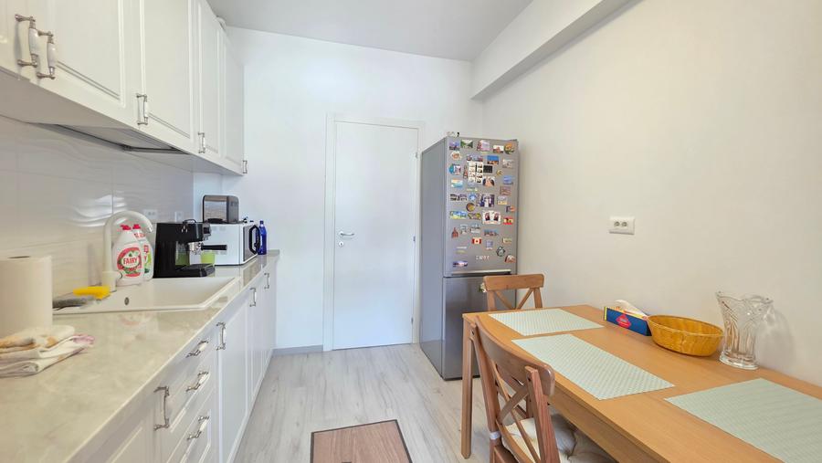 Apartament cu 2 camere decomandat în Metalurgiei — fotografia 3