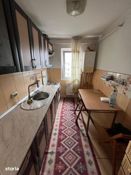 Apartament cu 2 camere nedecomandat în Podu Roș