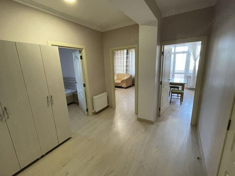 Apartament cu 2 camere decomandat în Politehnica