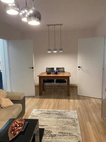 Apartament cu 2 camere semidecomandat, mobilat în Berceni