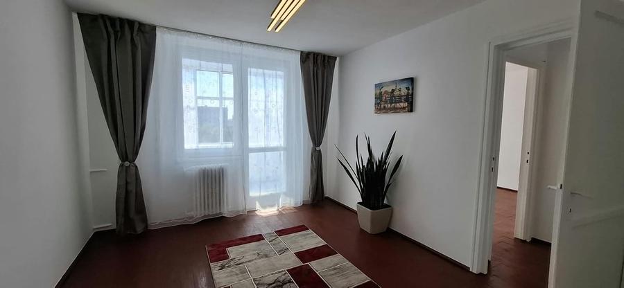 Apartament cu 2 camere semidecomandat în Nord