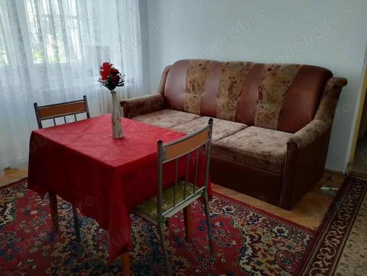 Apartament cu 2 camere nedecomandat în Cetate